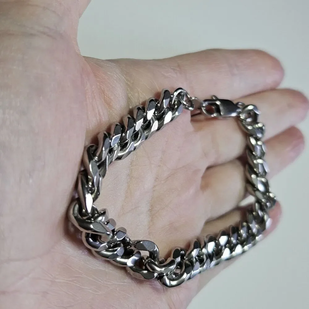 Men's Solid Polished Stainless Steel Cuban link Bracelet 8.5